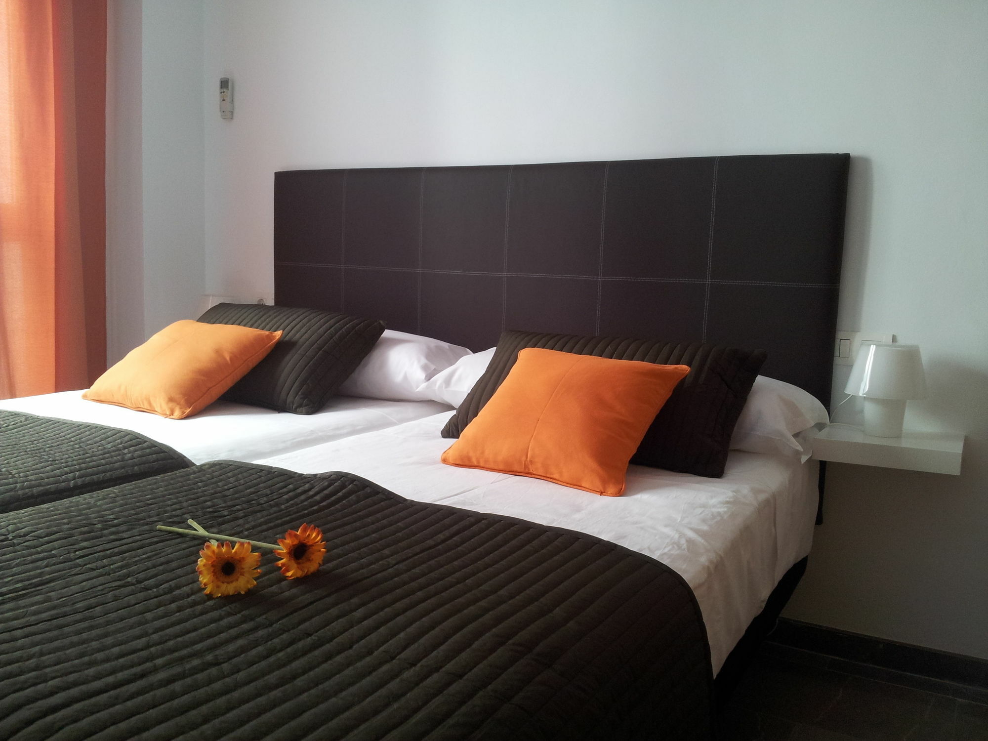 Apartamentos San Isidro 44 กรานาดา ภายนอก รูปภาพ